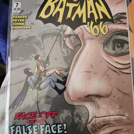 Batman 66' #7